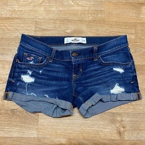 Hollister cuffed dark blue jean shorts Sz 3 w26